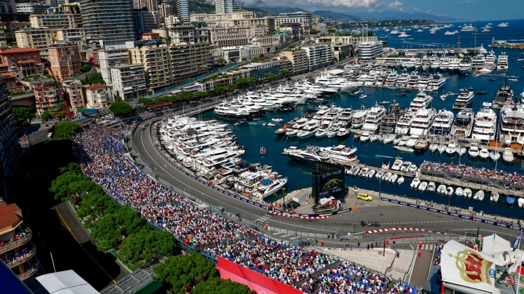 F1 UNVEILS RADICAL 2027 CALENDAR